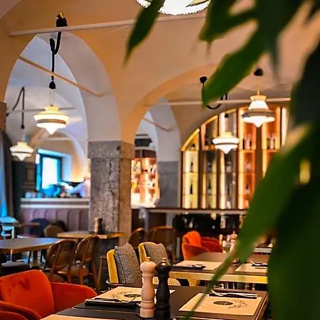 Hostel Royal Rooms*** Lublana