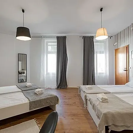Royal Rooms*** Hotel Lublaň
